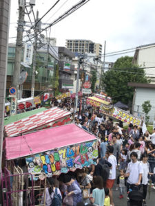 I037272754_349-262-225x300